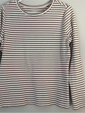 Time and Tru Cream and Brown Striped Ribbed Tee